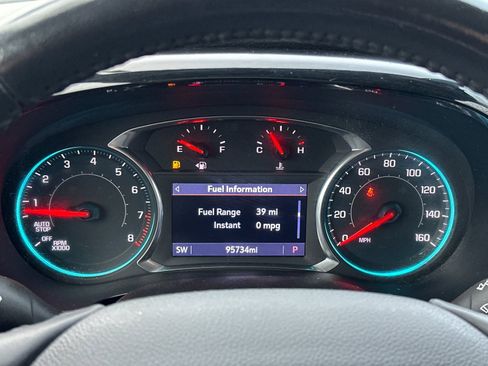 Used 2020 Chevrolet Traverse LT w/ LT Premium Package image 26