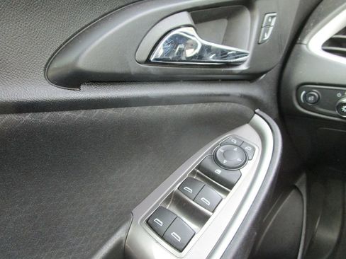 Used 2024 Chevrolet Malibu LS FWD image 27