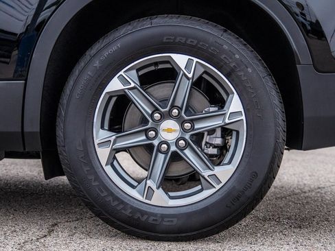 New 2025 Chevrolet Blazer LT w/ Convenience Package FWD image 8