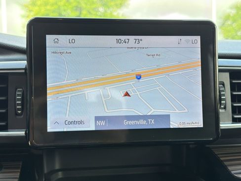 Used 2023 Ford Explorer Limited image 23