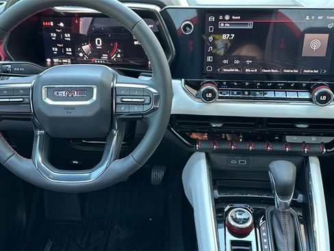 New 2025 GMC Canyon AT4 w/ AT4X Package image 12