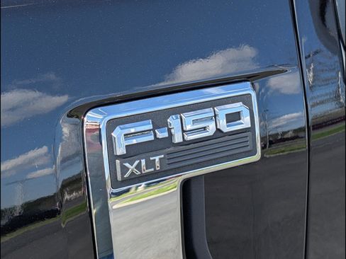 Used 2025 Ford F150 XLT w/ Equipment Group 301A Standard image 9