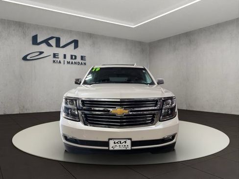 Used 2019 Chevrolet Suburban Premier w/ Premier Plus Edition AWD/4WD image 9
