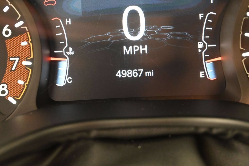 Used 2024 Jeep Compass Latitude AWD/4WD image 40