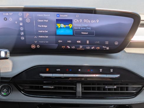 Certified 2025 Buick Enclave Sport Touring w/ Power Package FWD image 19