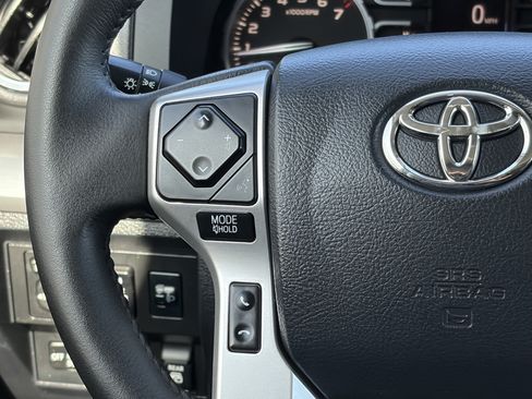 Certified 2020 Toyota Tundra Platinum AWD/4WD image 18