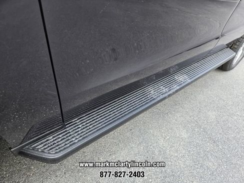 New 2027 Lincoln Navigator Premiere RWD image 7