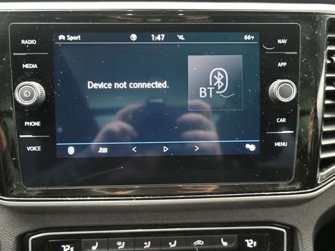 Used 2020 Volkswagen Atlas Cross Sport SEL image 9