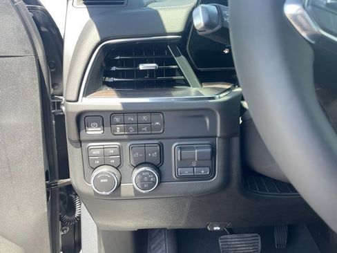 Used 2025 Chevrolet Tahoe Premier image 21