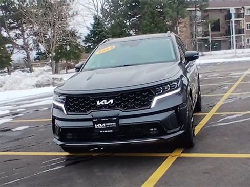 Certified 2023 Kia Sorento SX image 6