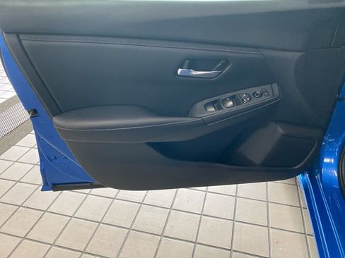 Used 2024 Nissan Sentra SV image 9