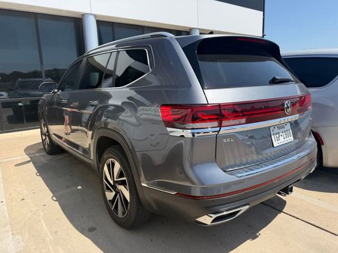 Used 2024 Volkswagen Atlas SEL AWD/4WD image 5