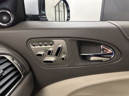 Used 2011 Jaguar XK Convertible image 59