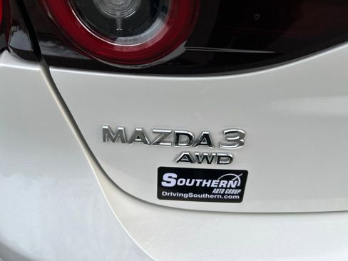 Used 2023 MAZDA MAZDA3 Hatchback w/ Appearance Package image 12