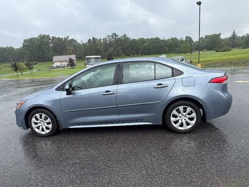 Used 2023 Toyota Corolla LE w/ Carpet Mat Package (TMS) FWD image 7