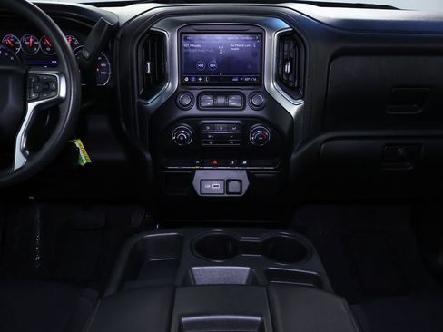 Used 2020 Chevrolet Silverado 1500 LT image 15