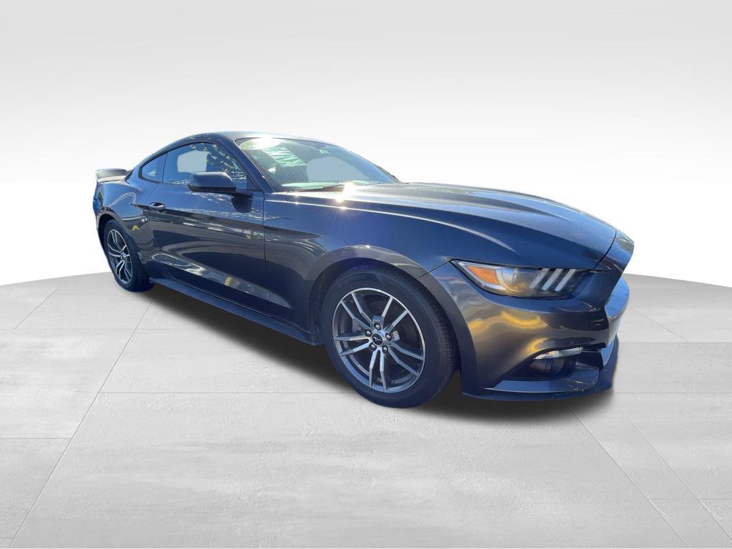 Used 2017 Ford Mustang Coupe RWD image 6