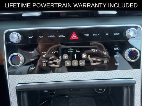 Used 2025 Genesis GV80 3.5T Advanced image 17