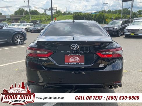 Used 2024 Toyota Camry SE w/ Cold Weather Package AWD/4WD image 5