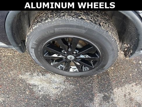 Used 2024 Dodge Durango SXT image 9