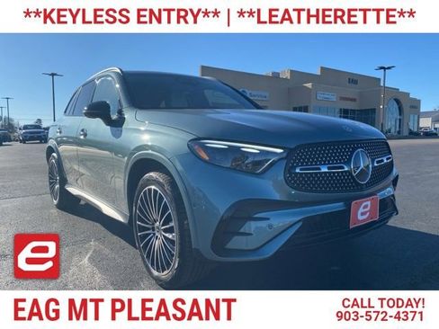 Used 2025 Mercedes-Benz GLC 300 4MATIC image 1