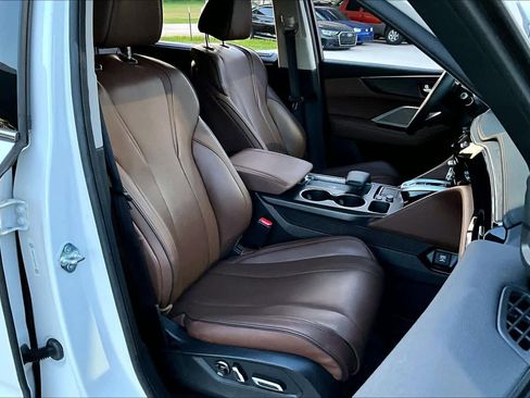 Used 2023 Acura MDX SH-AWD w/ Advance Package image 9