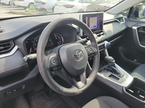 Used 2023 Toyota RAV4 LE FWD image 23