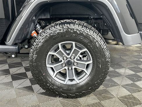 New 2026 Jeep Gladiator Mojave w/ Technology Group image 17