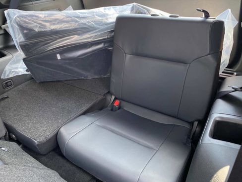 New 2025 Mitsubishi Outlander Trail Edition image 11