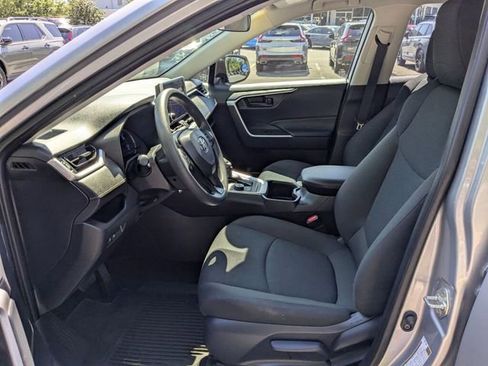 Used 2025 Toyota RAV4 LE AWD/4WD image 23