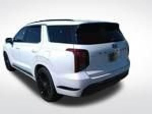 Used 2024 Hyundai Palisade Calligraphy AWD/4WD image 3