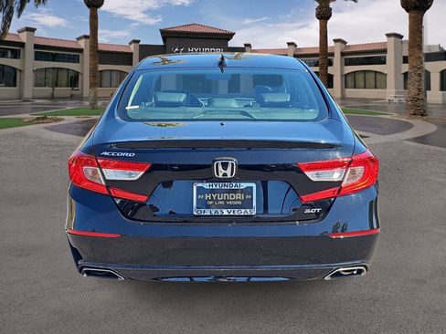 Used 2018 Honda Accord EX-L image 7