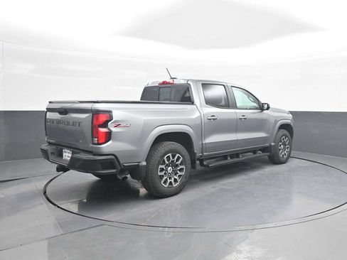 Used 2026 Chevrolet Colorado Z71 w/ Technology Package AWD/4WD image 8