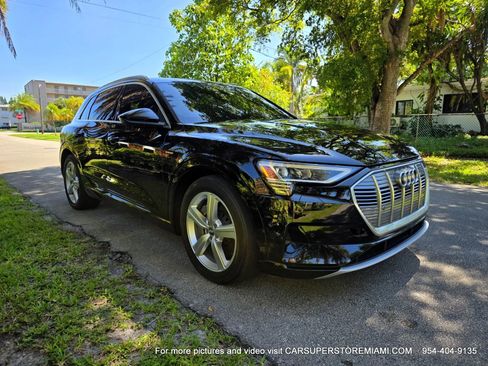 Used 2019 Audi e-tron Premium Plus AWD/4WD image 13