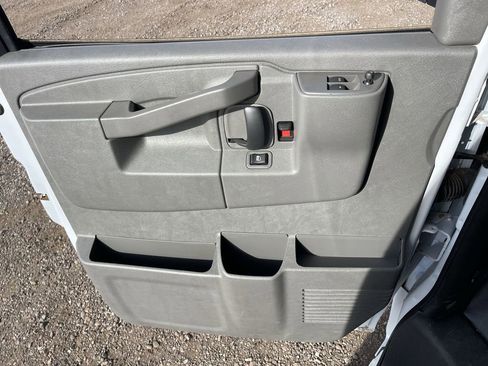 New 2025 GMC Savana 2500 Extended w/ Driver Convenience Package image 23