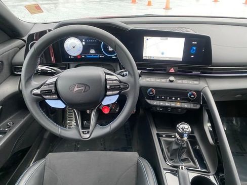Used 2024 Hyundai Elantra N image 9