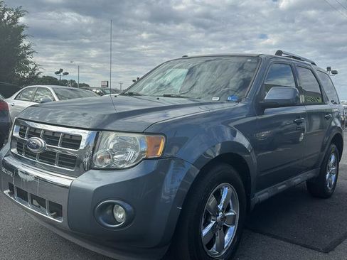 Used 2010 Ford Escape Limited AWD/4WD image 3
