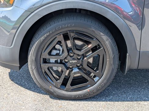 Used 2024 Kia Telluride EX X-Line AWD/4WD image 10