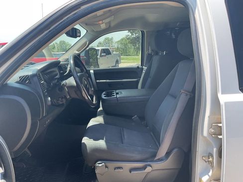 Used 2010 Chevrolet Silverado 3500 LT AWD/4WD image 11