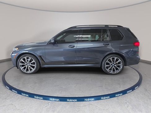 Used 2021 BMW X7 M50i w/ Dynamic Handling Package AWD/4WD image 11