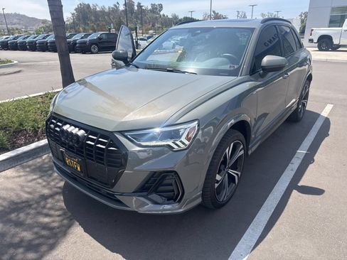 Used 2023 Audi Q3 2.0T Premium Plus w/ Premium Plus Package AWD/4WD image 7