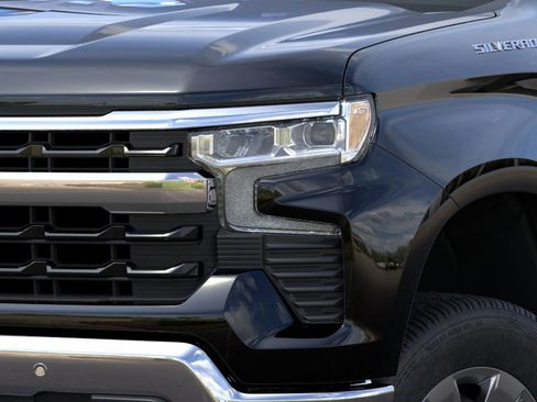 New 2025 Chevrolet Silverado 1500 LT w/ Safety Package image 34
