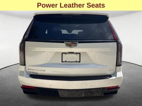 Certified 2024 Cadillac Escalade Sport w/ LPO, Floor Liner Package AWD/4WD image 11