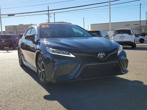 Used 2021 Toyota Camry XSE w/ Navigation Package image 2