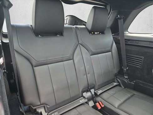 Used 2019 Land Rover Discovery HSE AWD/4WD image 13