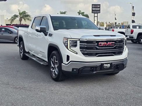 Used 2025 GMC Sierra 1500 SLT RWD image 3