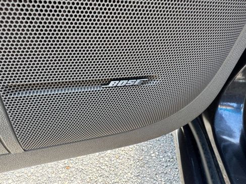 Used 2015 GMC Acadia Denali image 41