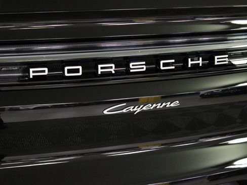New 2026 Porsche Cayenne E-Hybrid Coupe image 13