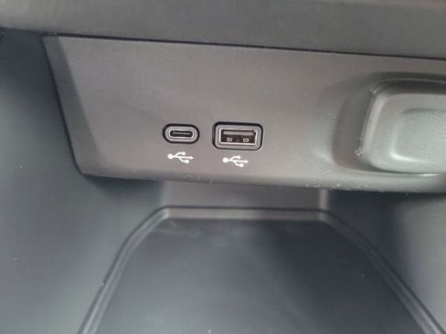 New 2026 Buick Envista Sport Touring w/ Convenience I Package FWD image 31