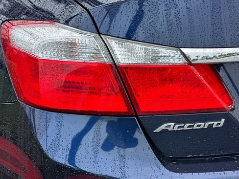 Used 2013 Honda Accord EX image 12